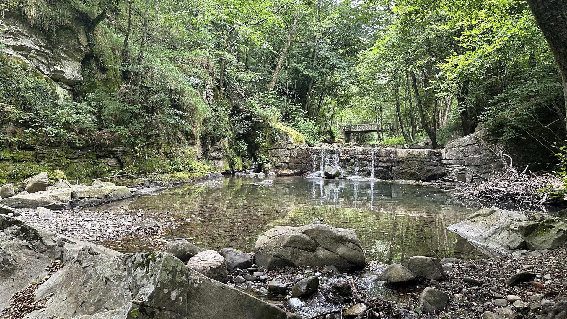 Recupero di sorgenti e sentieri nel Parco Letterario Policarpo Petrocchi