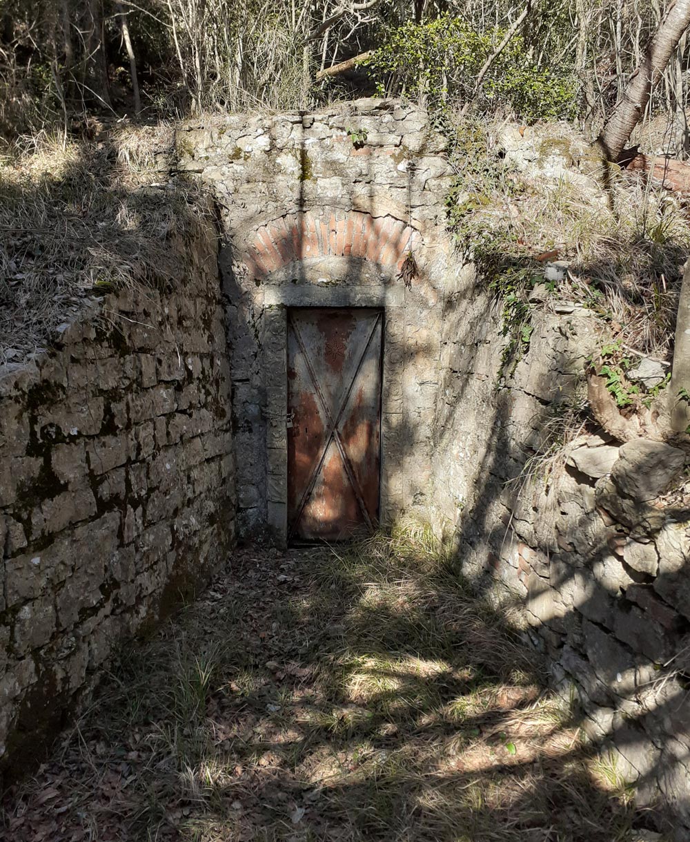 Anello nella valle del Terzolle. Sentiero storico naturalistico “Luca Faggi”
